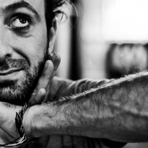 Il cantautore Dely De Marzo: �Scrivere canzoni? E' come andare a pesca�